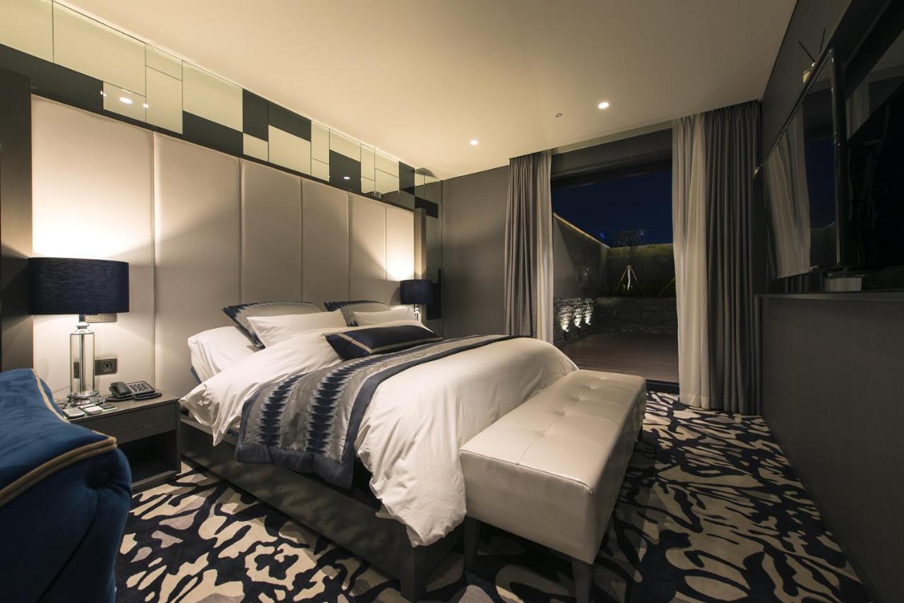Best Louis Hamilton Hotel Чханвон Екстер'єр фото
